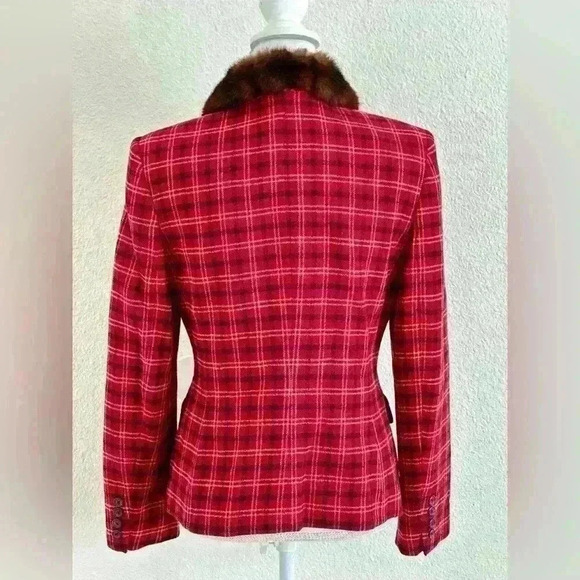 Lauren Ralph Lauren Red Plaid Jacket with Faux Fur Collar Size 6 - Picture 3 of 10